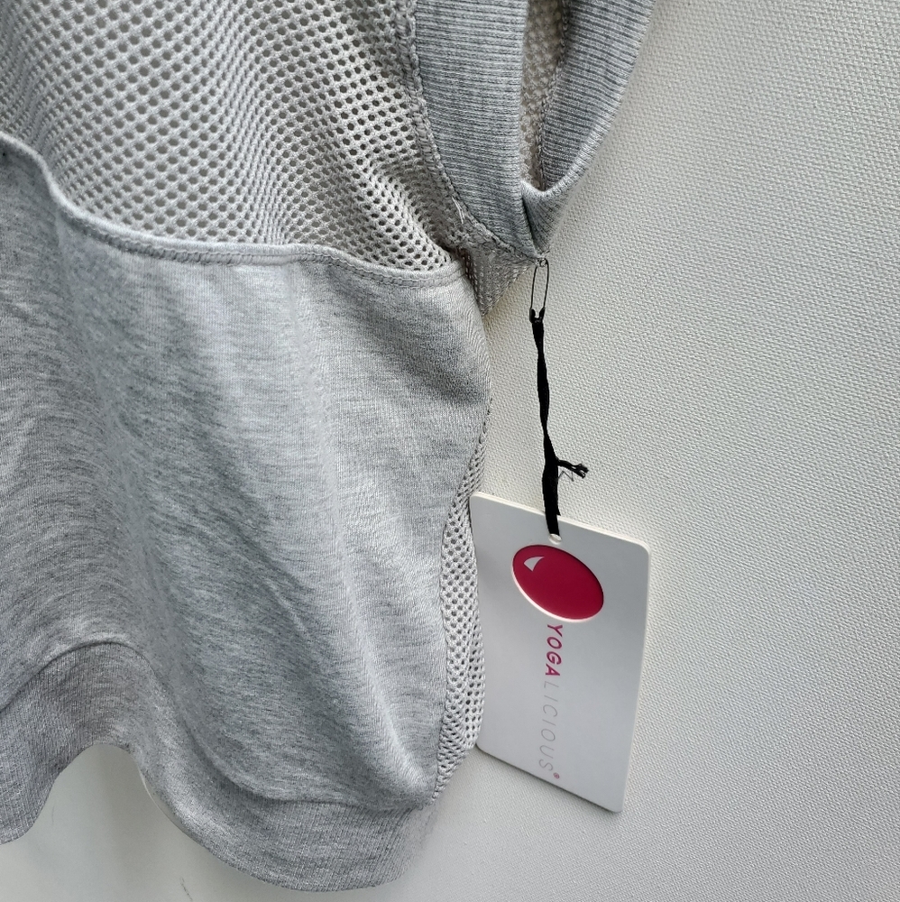 Yogalicious Gray Hooded Pullover Mesh Sleeveless Top - Picture 3 of 9